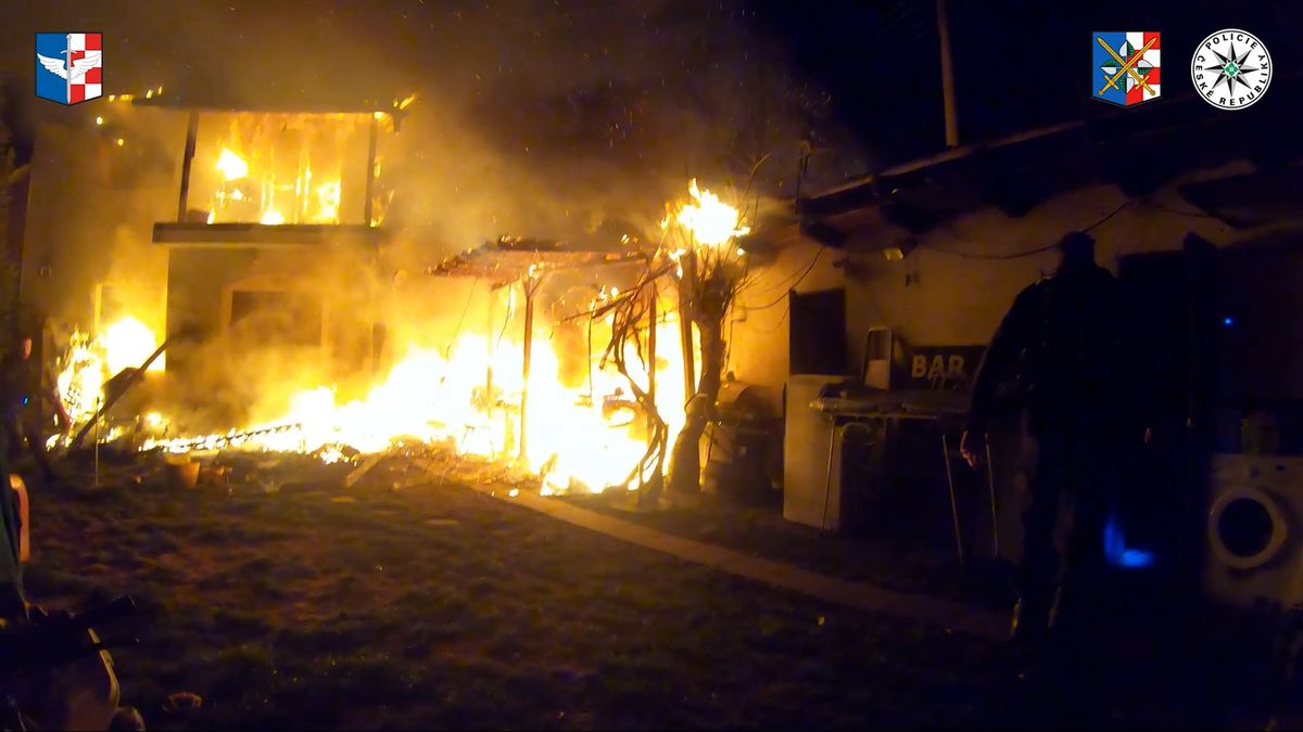 Požár domu v Olomouci šetří policie pro podezření z obecného ohrožení